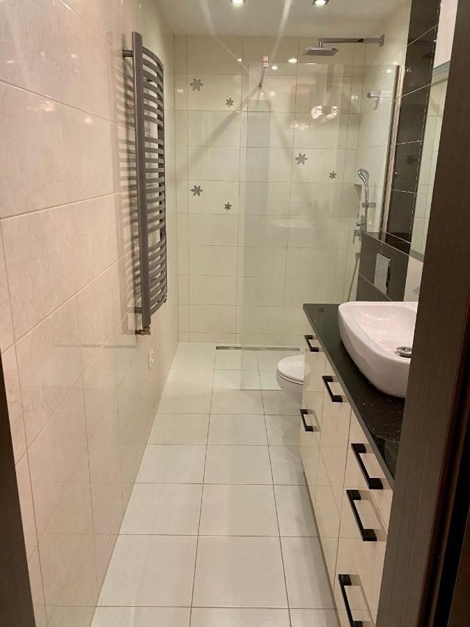Apartament Centrum 64M2 Klimatyzacja Kedzierzyn-Kozle Ngoại thất bức ảnh